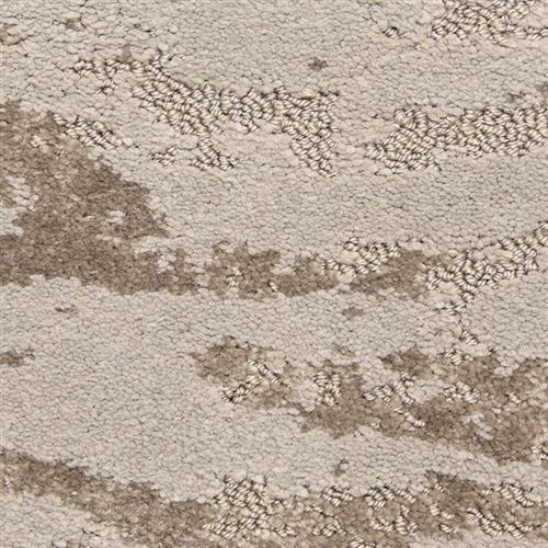 Lynx in Paws Carpet
