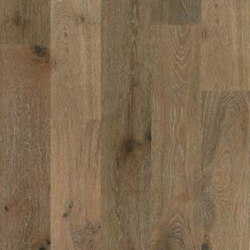 Mammoth in Baroque Hardwood