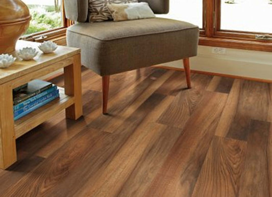 ENDURA PLUS in Amber Oak Luxury Vinyl