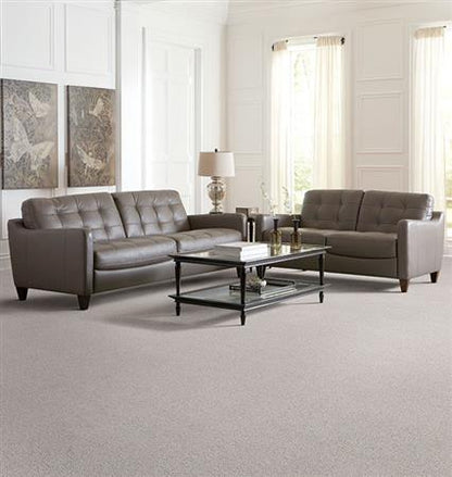 La Femme in Tender Carpet