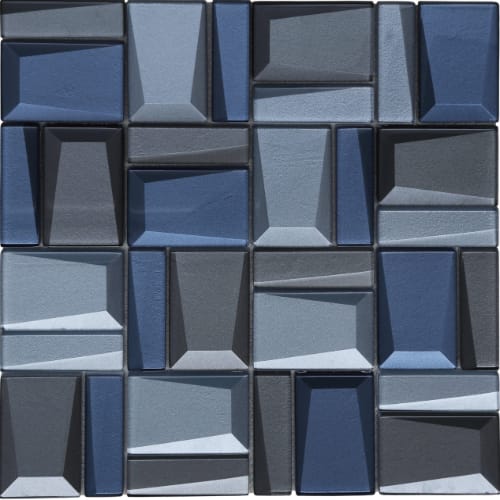 Facet in Clarity Glass Tile