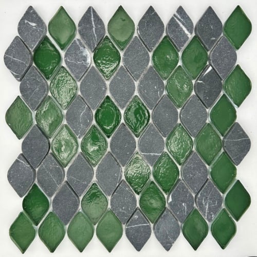 Falling Leaves in Leaf – Tumbled Evergreen Glass Tile