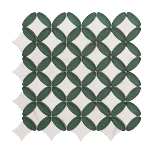 Elyptic Diamond in Isle Of Pine Glass Tile