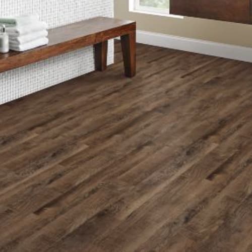 Familiar Front. II P in Saddle Brown Luxury Vinyl