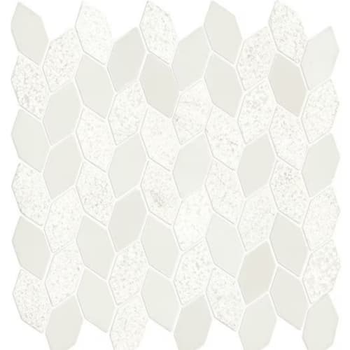 Candora in Vestal White Leaf Natural Stone