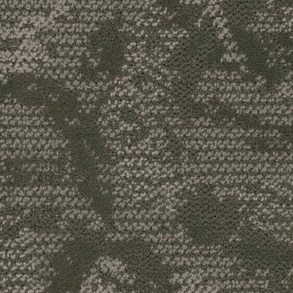 Junction in Foliage Carpet