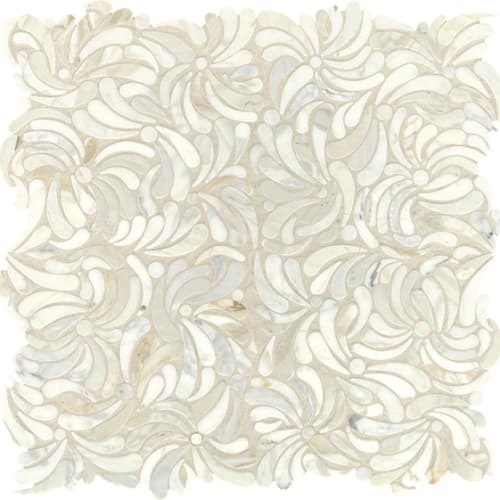 Lavaliere in Calacatta Gold Windblown Tile