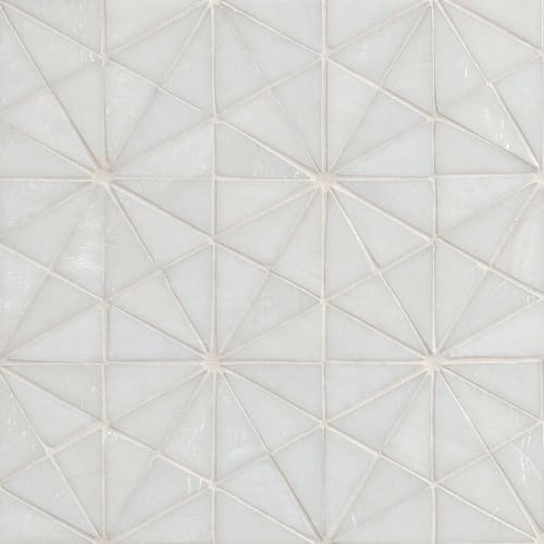 Stella in Blanca Glass Tile